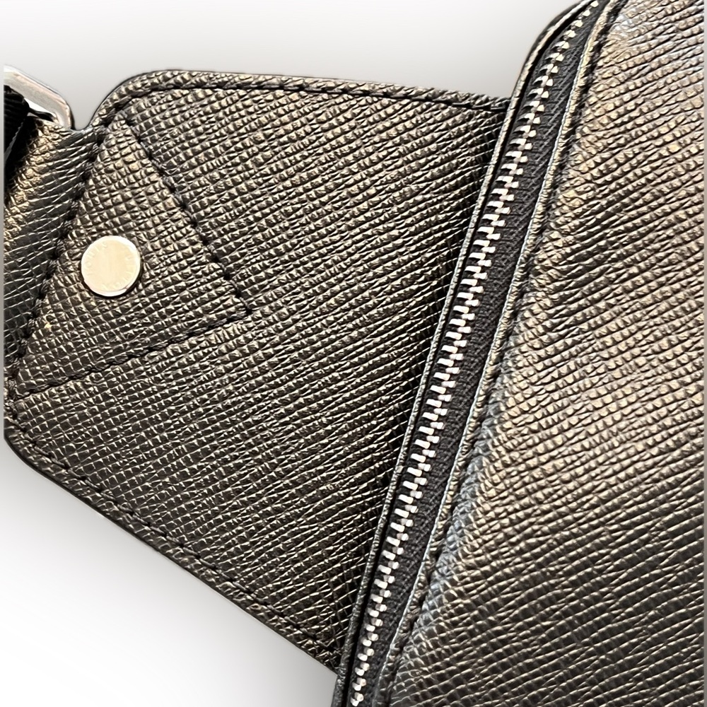 Louis Vuitton Avenue Sling Bag — Black Tiaga - Picture 5 of 8